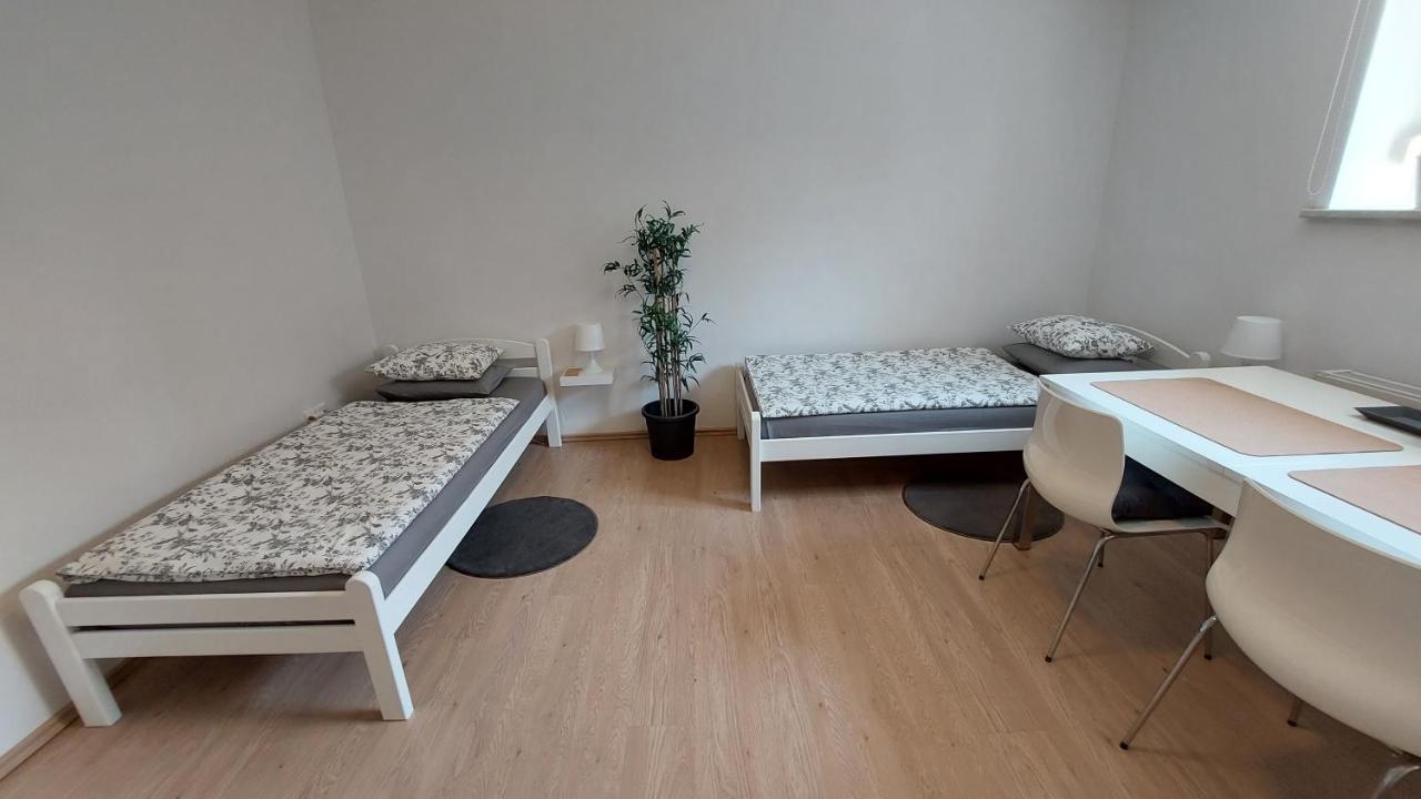 City Lodge Pine, Free Parking Laibach Exterior foto